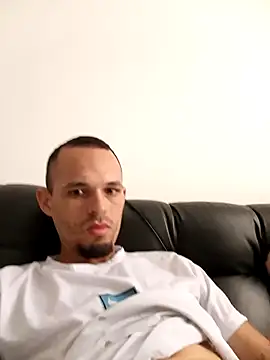 mikebig17 online show from 05-14-26, 04:47