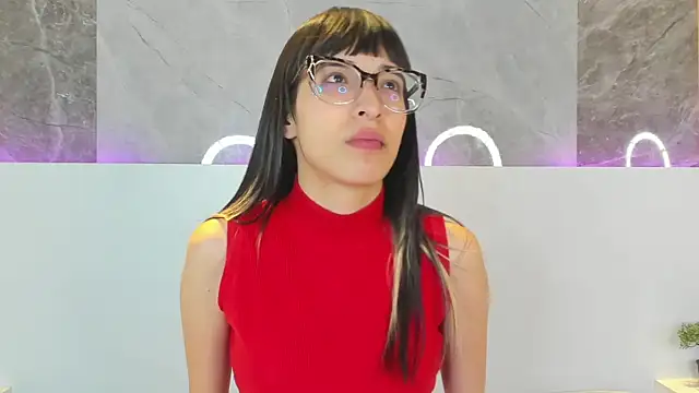 EmiliaBell  online show from 07-02-26, 12:55