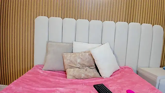 Sweet Loove26 online show from 07-07-26, 06:47
