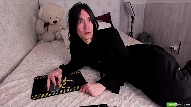 CalvinChapman online show from 07-21-26, 02:58