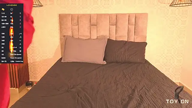 isaacblaze  online show from 07-18-26, 03:33