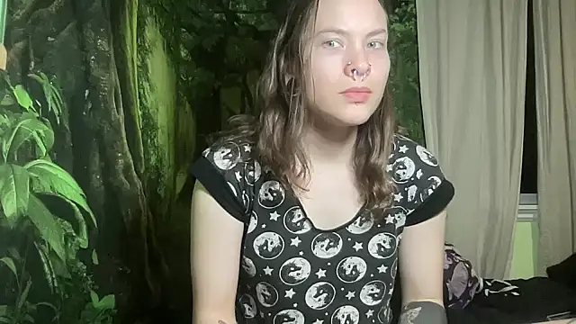 mo0ngoddess online show from 01-18-25, 07:38