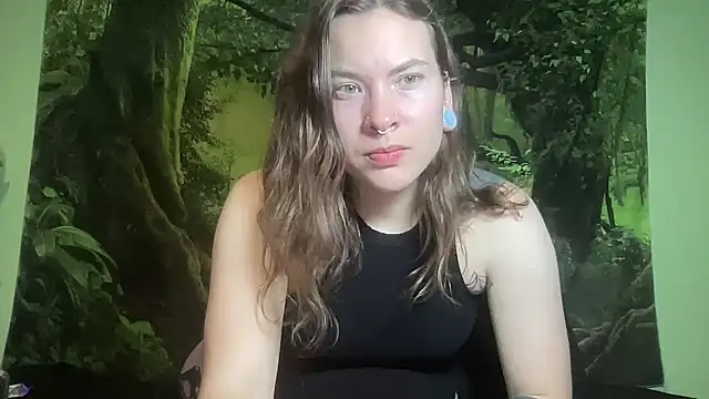 Snapshot of mo0ngoddess chatting on 05-15-26, 03:46 mo0ngoddess online show from 05-15-26, 03:46
