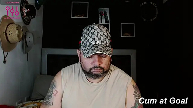 Snapshot of perverseveteranmanxxx chatting on 12-05-24, 01:58 perverseveteranmanxxx online show from 12-05-24, 01:58