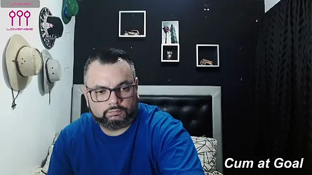 Snapshot of perverseveteranmanxxx chatting on 12-07-24, 01:58 perverseveteranmanxxx online show from 12-07-24, 01:58