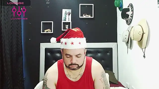 Snapshot of perverseveteranmanxxx chatting on 12-14-24, 07:57 perverseveteranmanxxx online show from 12-14-24, 07:57