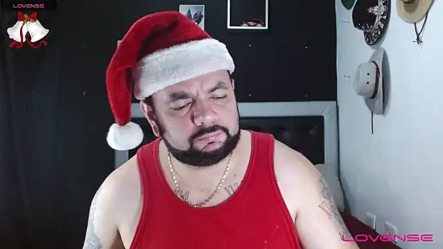 Snapshot of perverseveteranmanxxx chatting on 12-24-24, 04:55 perverseveteranmanxxx online show from 12-24-24, 04:55