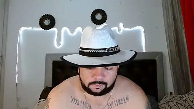 Snapshot of perverseveteranmanxxx chatting on 09-30-25, 03:33 perverseveteranmanxxx online show from 09-30-25, 03:33