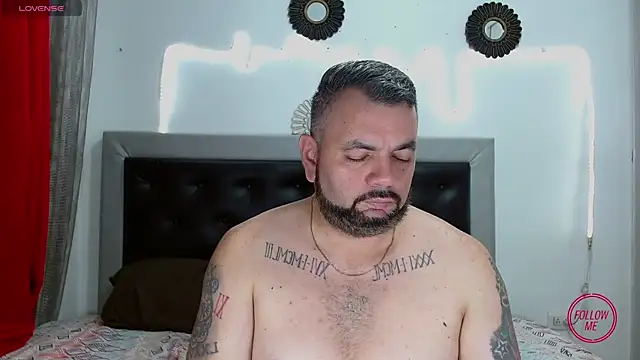 perverseveteranmanxxx online show from 10-31-25, 03:18