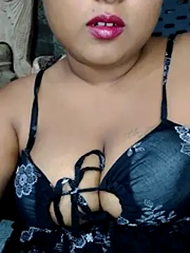 Rishwana77 online show from 07-10-26, 04:53