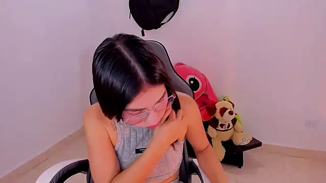 Scarleth Ferrec online show from 07-15-26, 11:59