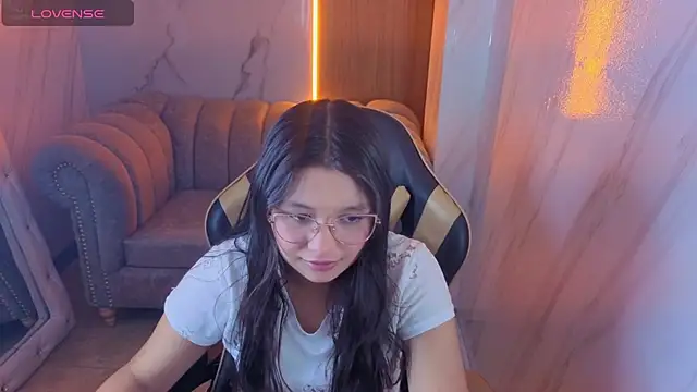 HoneyDoll tf online show from 07-16-26, 12:55