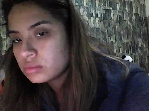 Snapshot of BabyCinnamon1 chatting on 06-11-26, 02:22 BabyCinnamon1 online show from 06-11-26, 02:22