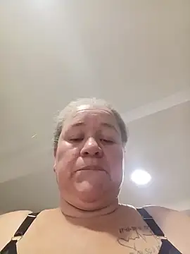 LadyPerversaXxx 69 online show from 05-15-26, 08:16