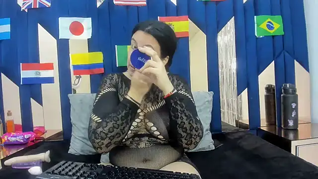 Sofia SyS online show from 07-10-26, 01:36