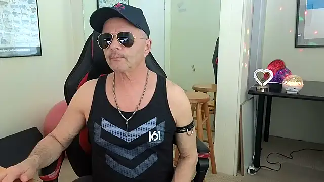 hotdadbod online show from 03-19-25, 08:32