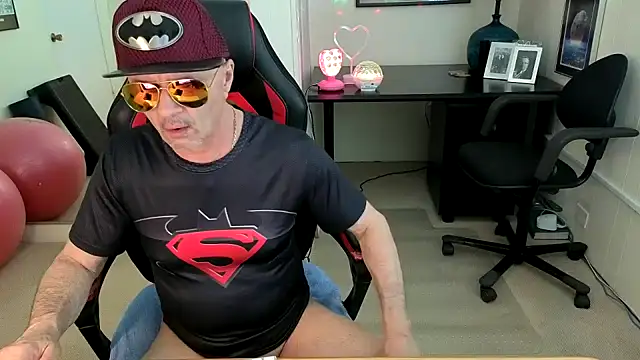 hotdadbod online show from 09-08-25, 08:41