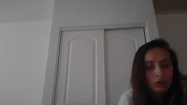 Luxeluvly online show from 05-13-26, 02:14