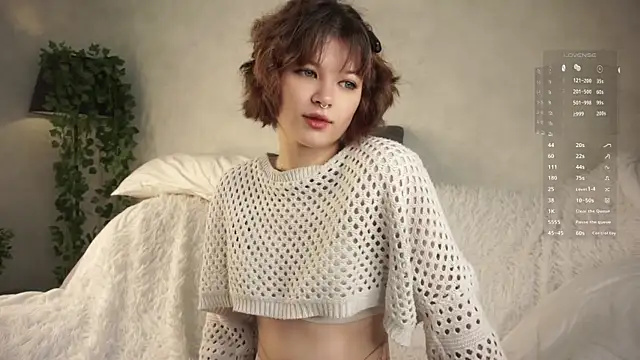 AlesiaPeasel online show from 07-18-26, 11:19