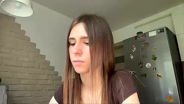 ZaraGuyette online show from 07-14-26, 10:21