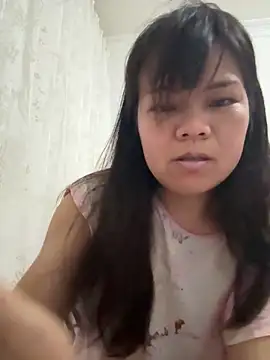 Snapshot of huangjialipao0007 chatting on 06-06-26, 03:17 huangjialipao0007 online show from 06-06-26, 03:17