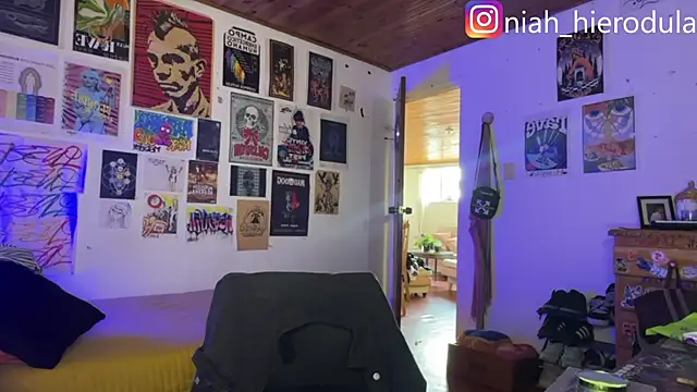 niah 11 online show from 07-04-26, 09:32