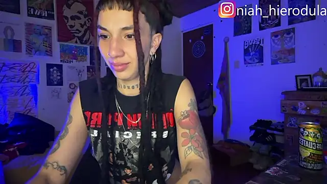 niah 11 online show from 07-08-26, 01:54