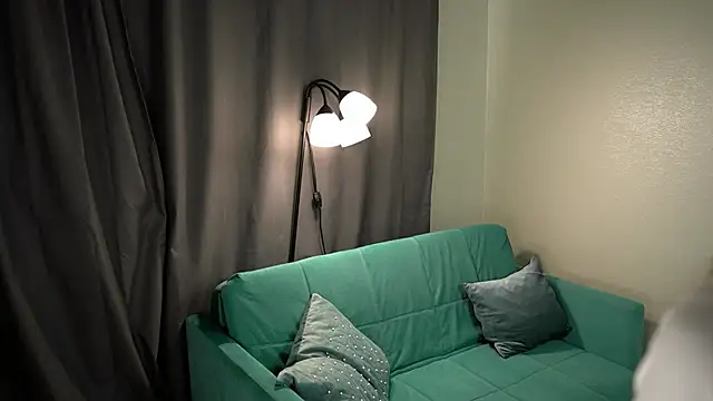 KeliGigler online show from 05-14-26, 05:36