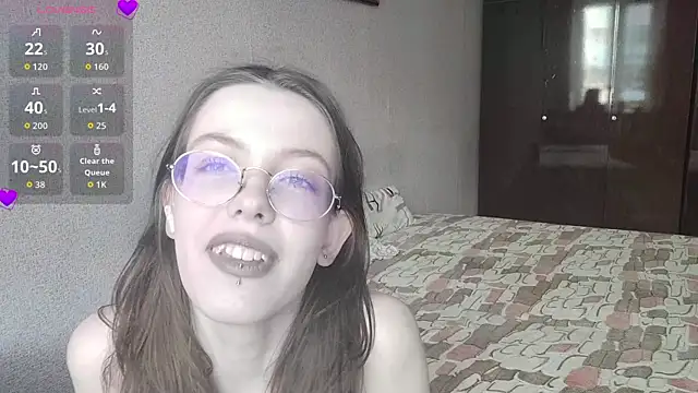 Snapshot of SeXLenaX chatting on 05-20-26, 02:34 SeXLenaX online show from 05-20-26, 02:34