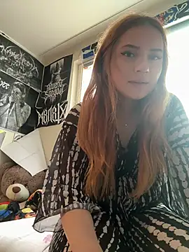 KiraMayson online show from 05-15-26, 12:34