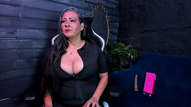 Victoria kyler online show from 07-20-26, 02:04