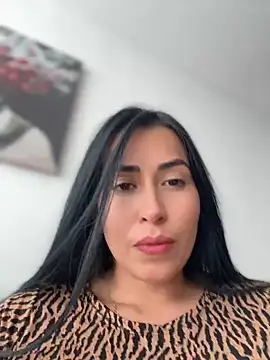 Snapshot of areviklusine1 chatting on 04-25-26, 07:55 areviklusine1 online show from 04-25-26, 07:55