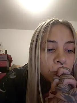 sofigirlgold online show from 05-14-26, 07:59