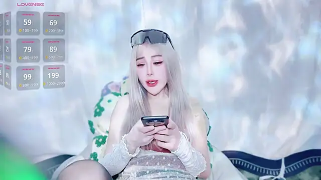 Puppyoo 001 online show from 07-26-26, 10:00