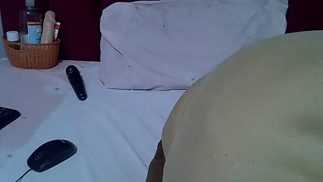 Queenleahx online show from 07-24-26, 06:22