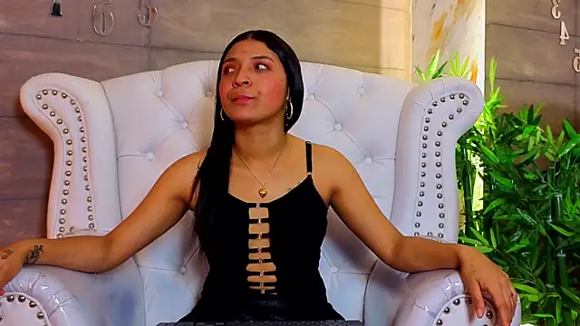 Roxanna Latina online show from 05-14-26, 11:50