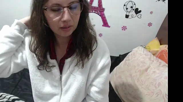 Snapshot of natasha_sex1 chatting on 02-25-25, 05:04 natasha sex1 online show from 02-25-25, 05:04