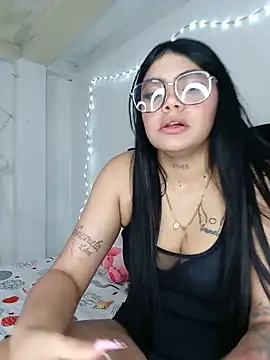 luxuryluna online show from 07-02-26, 12:32