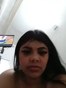 luxuryluna online show from 07-22-26, 01:41