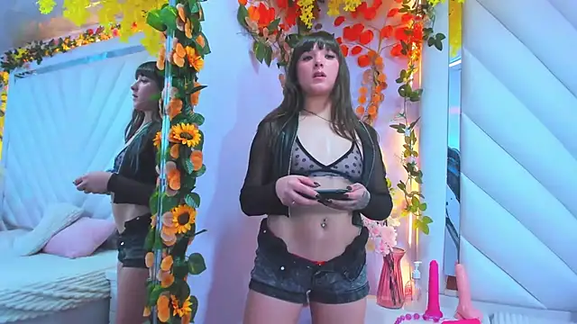 natashacooper  online show from 07-16-26, 09:10