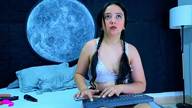 NathyFerrer online show from 07-24-26, 12:08