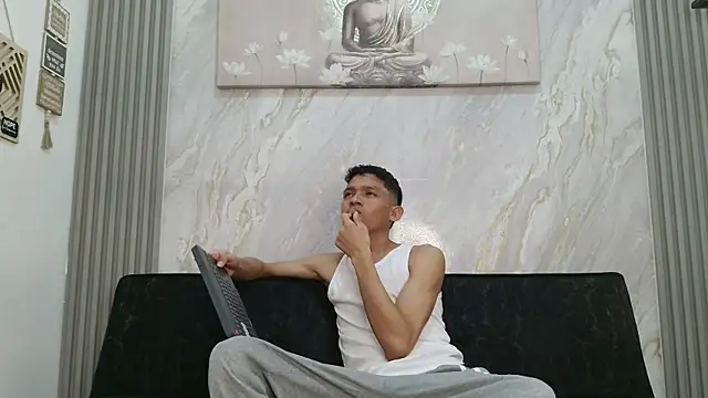 RONALDA HOT26 online show from 07-23-26, 01:58