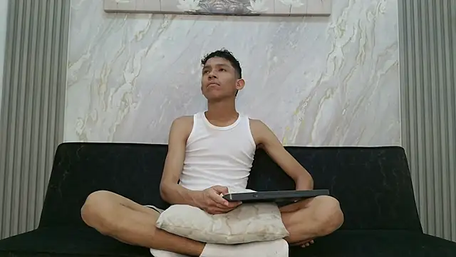 RONALDA HOT26 online show from 07-28-26, 01:23