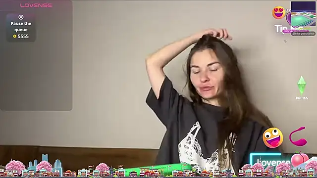 Sofiamill  online show from 05-15-26, 07:32