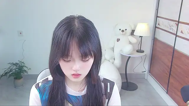 Evil-Bunny007 online show from 05-14-26, 09:38