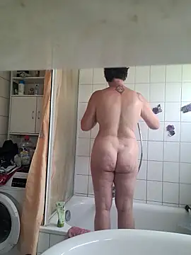 Snapshot of freche52f chatting on 05-20-26, 03:07 freche52f online show from 05-20-26, 03:07
