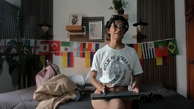 Evaa campbell online show from 07-08-26, 12:42
