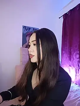 paariiss  online show from 07-26-26, 02:42