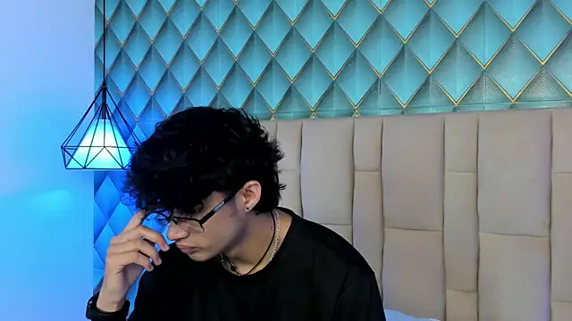 Sofia-Ethan online show from 07-05-26, 01:40