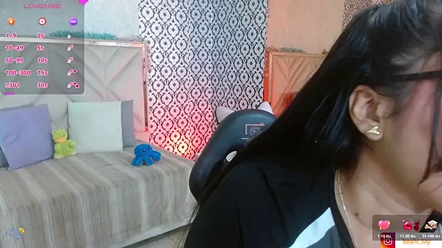fiory tay online show from 06-11-26, 07:12